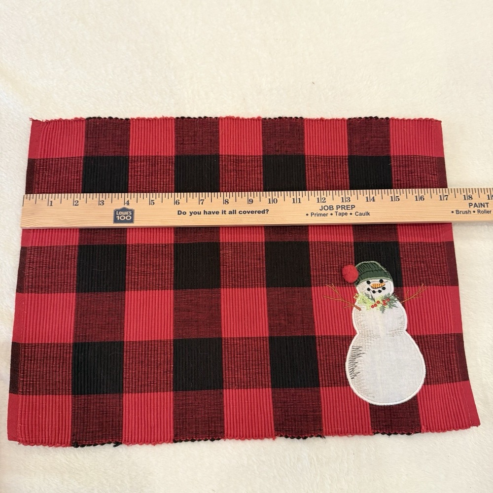 4 St. Nicholas Square Buffalo Plaid‎ Snowman Embroidered Placemats Puffball Set - Picture 10 of 12